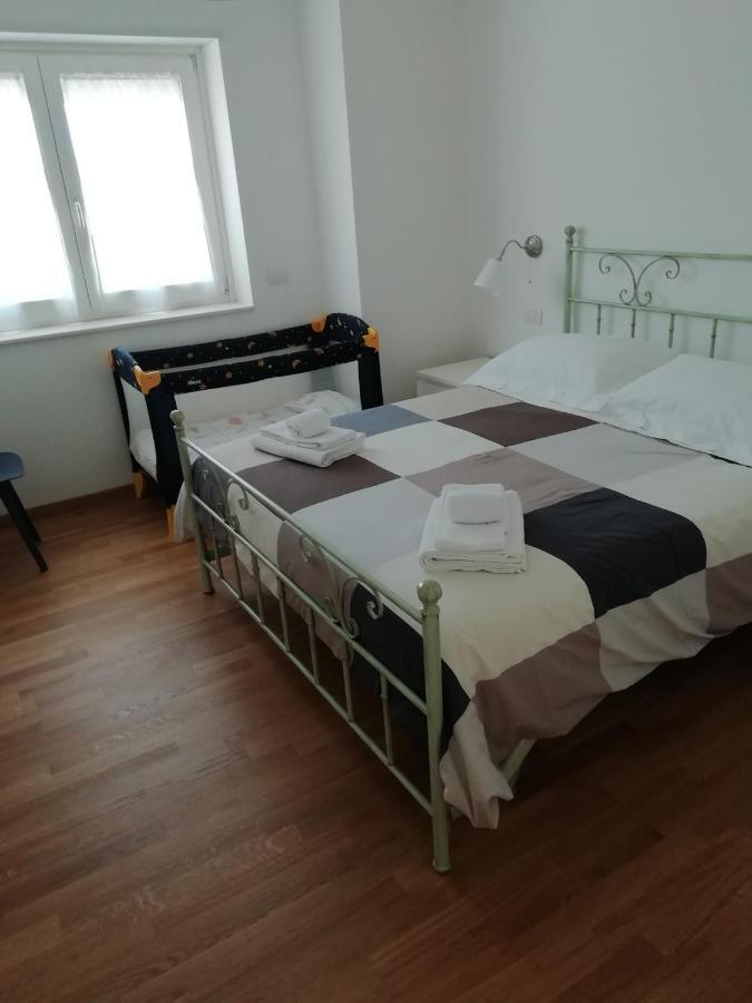 Central Apartment Con Tre Camere Da Letto Locorotondo Extérieur photo